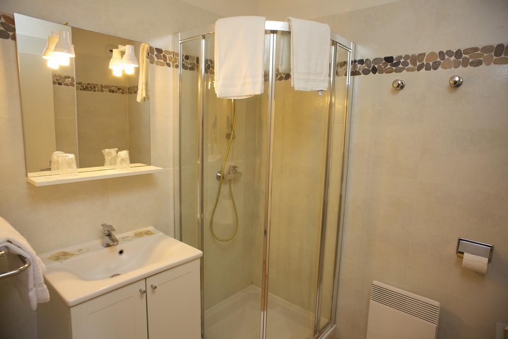 LʼÎle-Rousse Motel Le Vieux Moulin מראה חיצוני תמונה