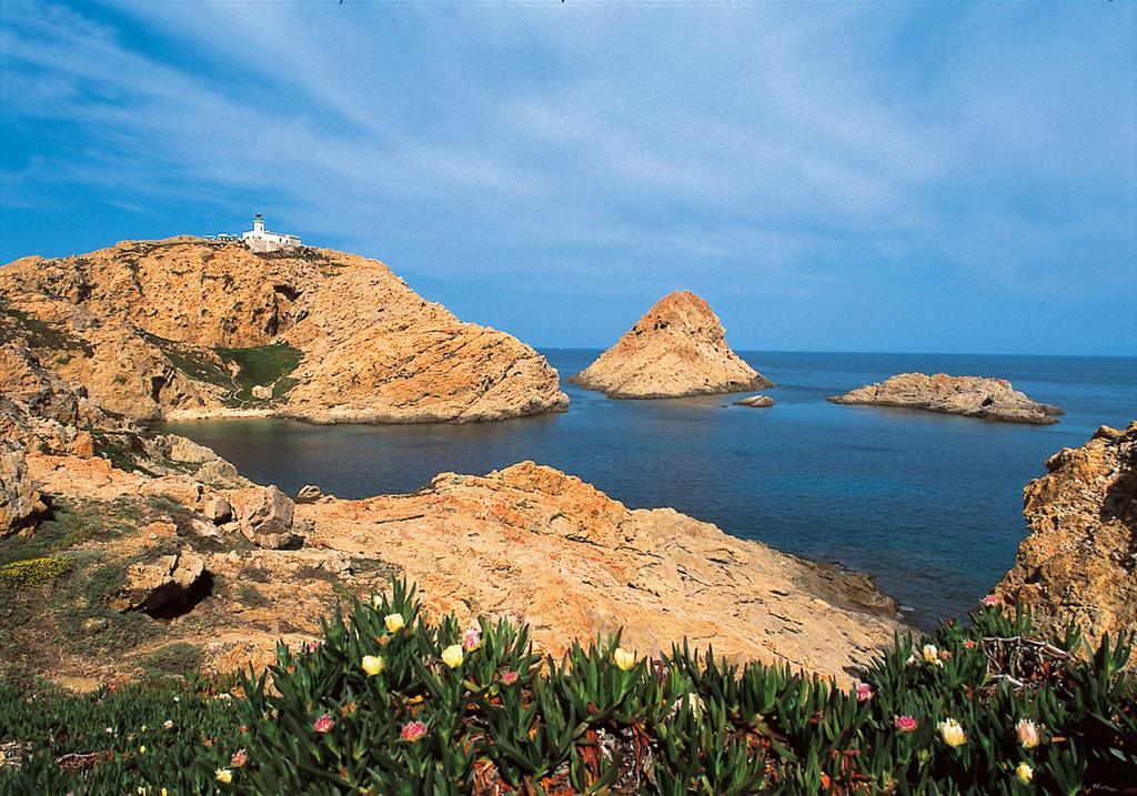 LʼÎle-Rousse Motel Le Vieux Moulin מראה חיצוני תמונה