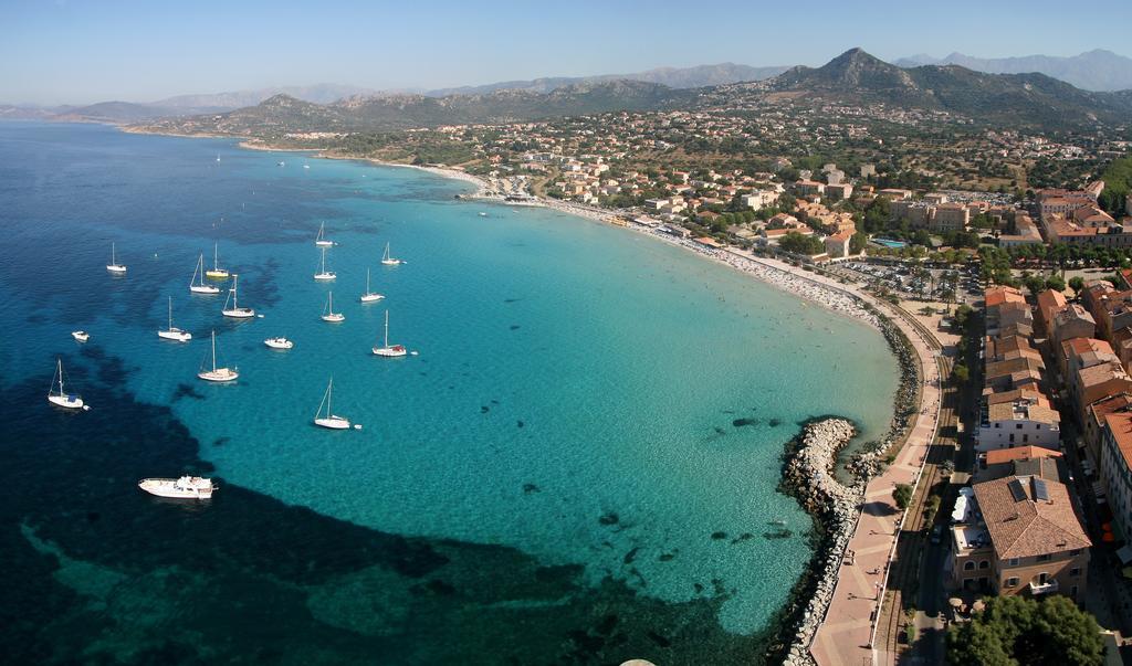 LʼÎle-Rousse Motel Le Vieux Moulin מראה חיצוני תמונה