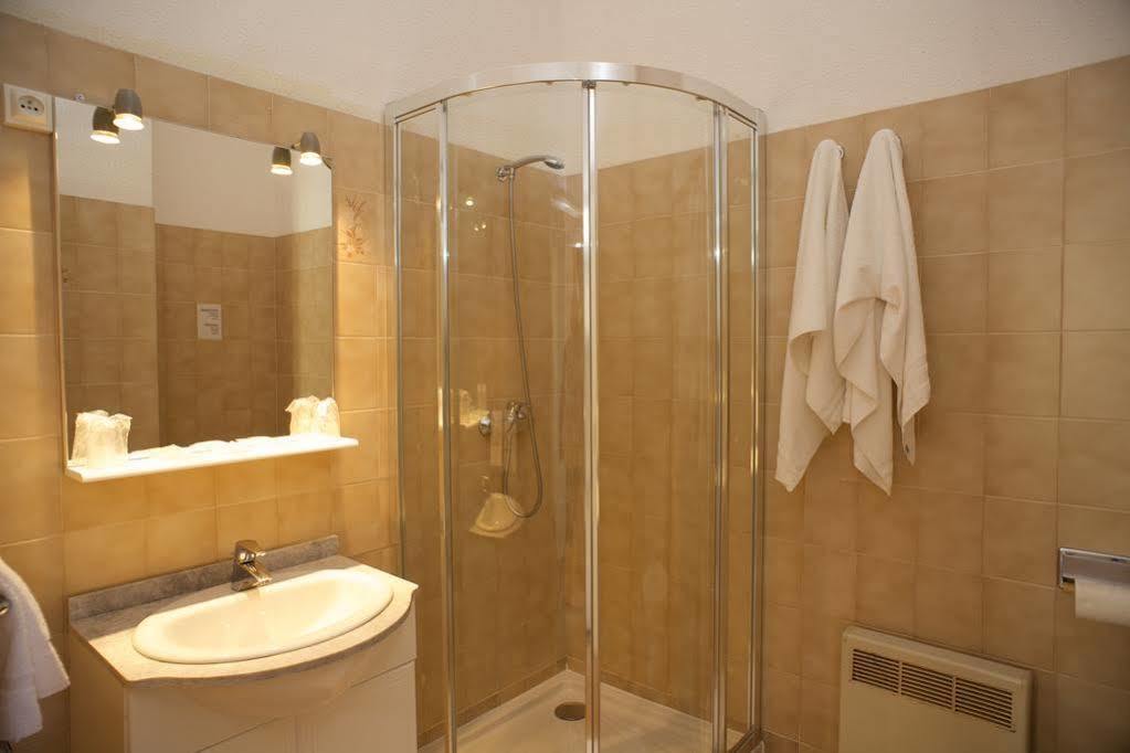 LʼÎle-Rousse Motel Le Vieux Moulin מראה חיצוני תמונה