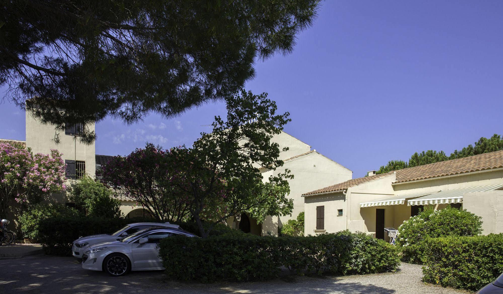 LʼÎle-Rousse Motel Le Vieux Moulin מראה חיצוני תמונה