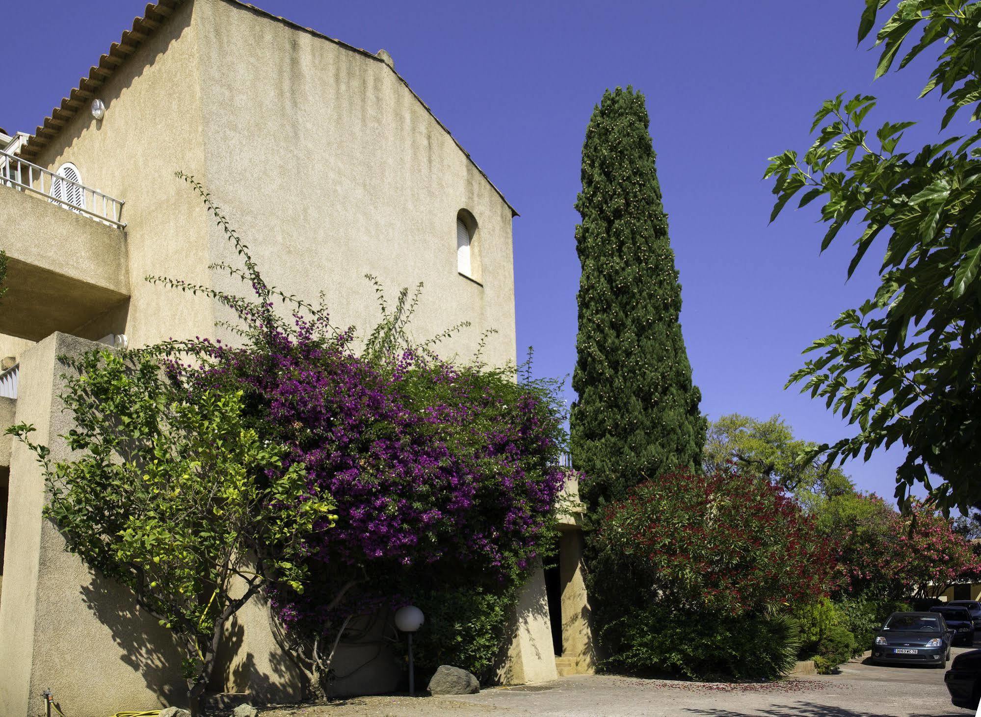 LʼÎle-Rousse Motel Le Vieux Moulin מראה חיצוני תמונה